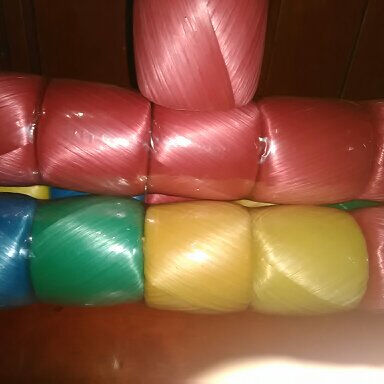 알을 포장하기 위한 유색한 PP 라피아 스턴트 예멘 핫 판매 PP 라피아 로프